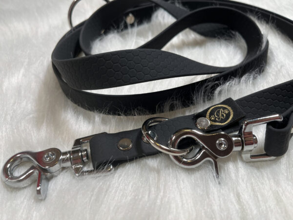 Biothane Leine mit Scherenkarabiner in schwarz
