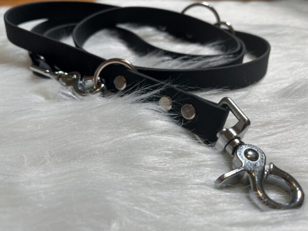 Biothane Leine mit Scherenkarabiner in schwarz