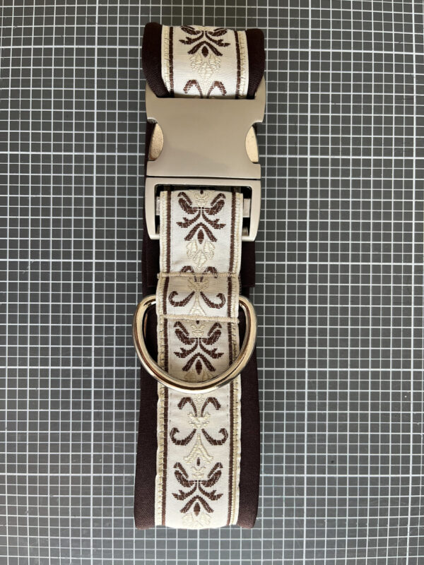 genähtes Halsband mit Softshell und Aluschnalle