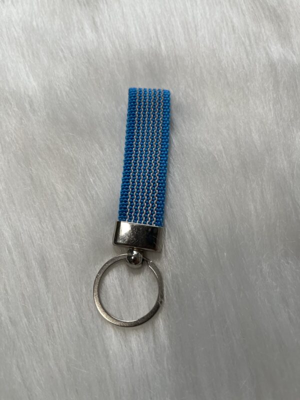 08-Schlüsselanhänger Hellblau