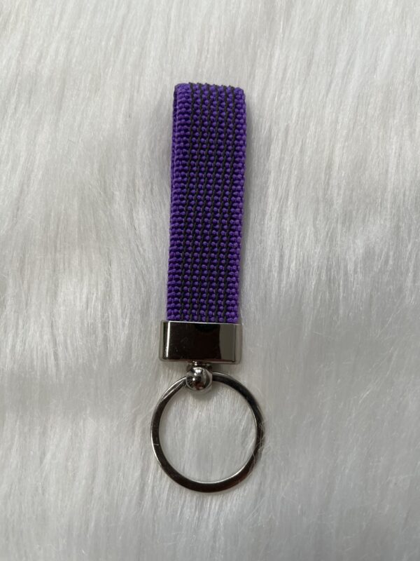 11-Schlüsselanhänger Lila