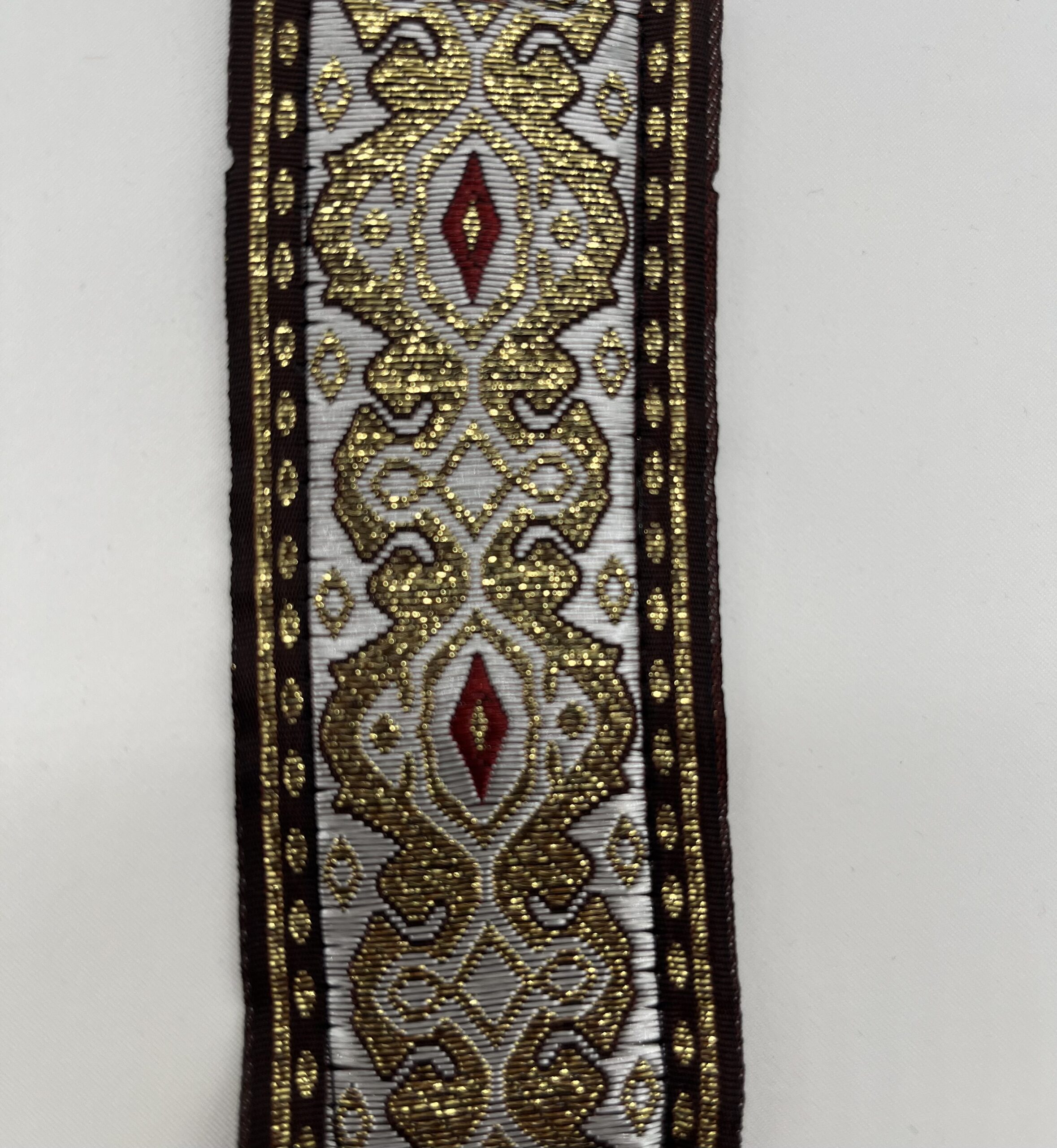 Ornament Weiß, Schwarz, Gold, Rot