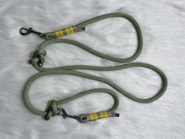 Tauleine mit Takelung und zwei Karabiner