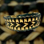 Geknüpftes Halsband