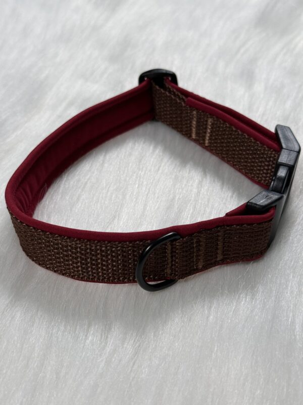genähtes Halsband